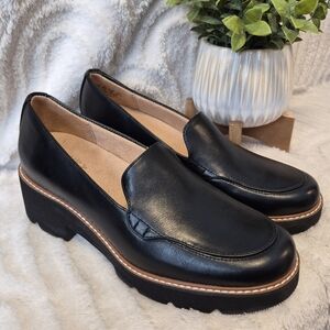 Naturalizer Black Leather Platform Loafers